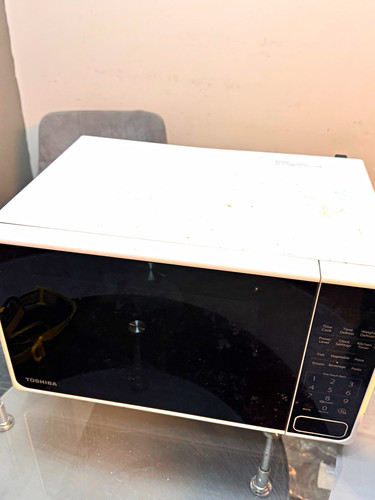 Toshiba em20pf 20l - 20l, 800w